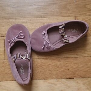 Zara Mauve Ballet Flats with Bow Accent. Toddler Size 23 Eu, Size 6 Usa